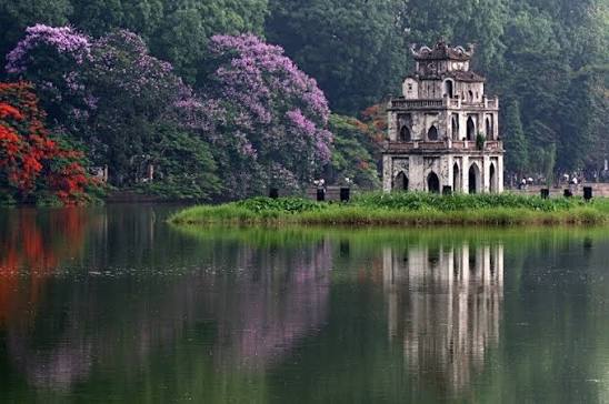 Hanoi cuisine and travel guide